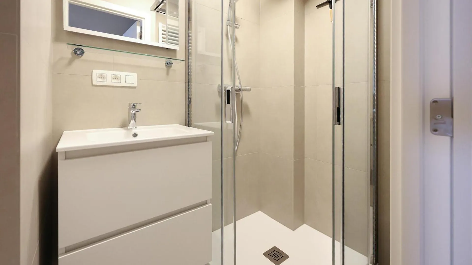 1 Bedroom Nice Apartment In Oostende أوستيند